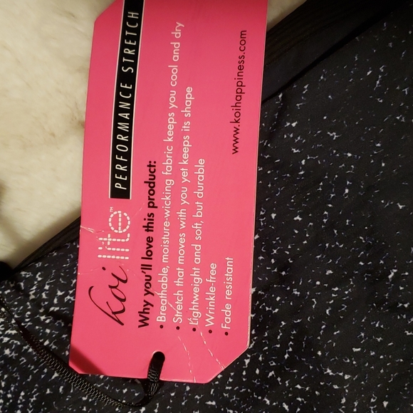 Koi Lite Reform Ombre Herringbone Scrub Top - Picture 4 of 6